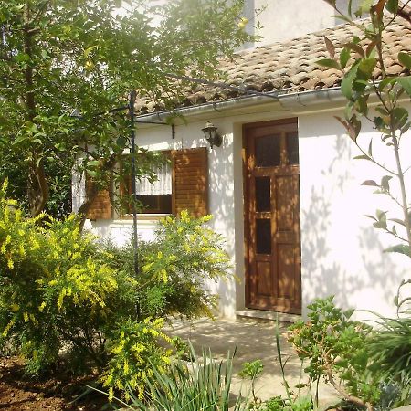 מאלי לוסיניי Apartman Kristina And Free Parking מראה חיצוני תמונה