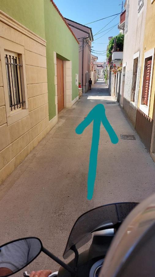 מאלי לוסיניי Apartman Kristina And Free Parking מראה חיצוני תמונה